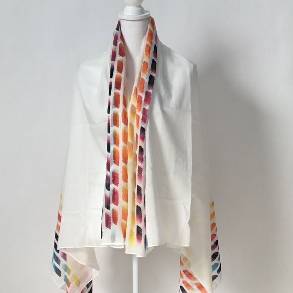 CHANEL Logo CC Paintbrush Colorama Print Pareo / Stole / Shawl / Wrap / Scarf - Picture 3 of 9